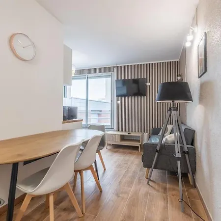 Le Cosmopolitan T6 10 Personnes Toulouse